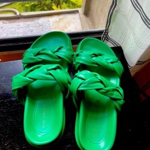 Ilio Smeraldo green leather footbed sandals